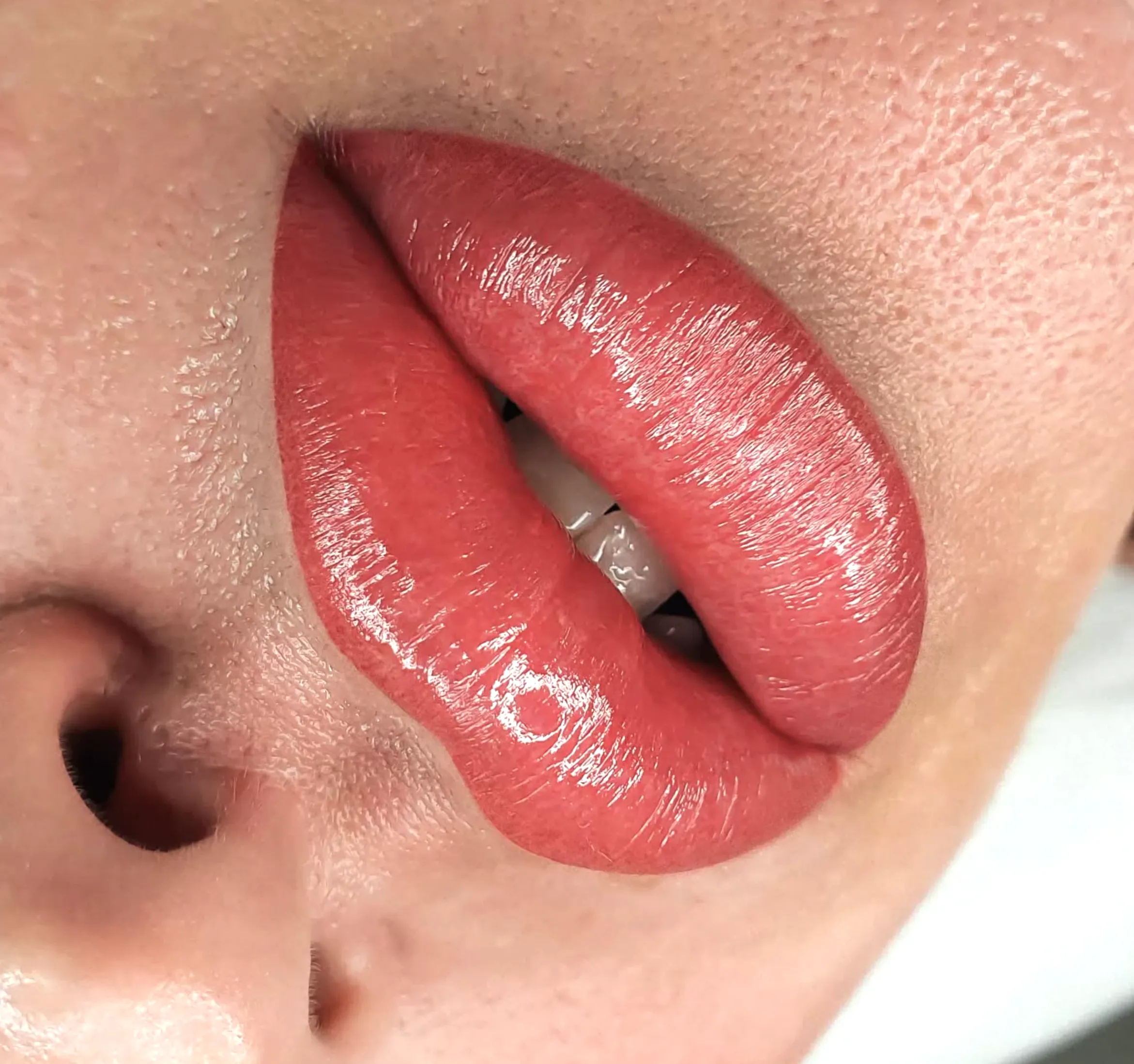 lip tattoo healing signs
